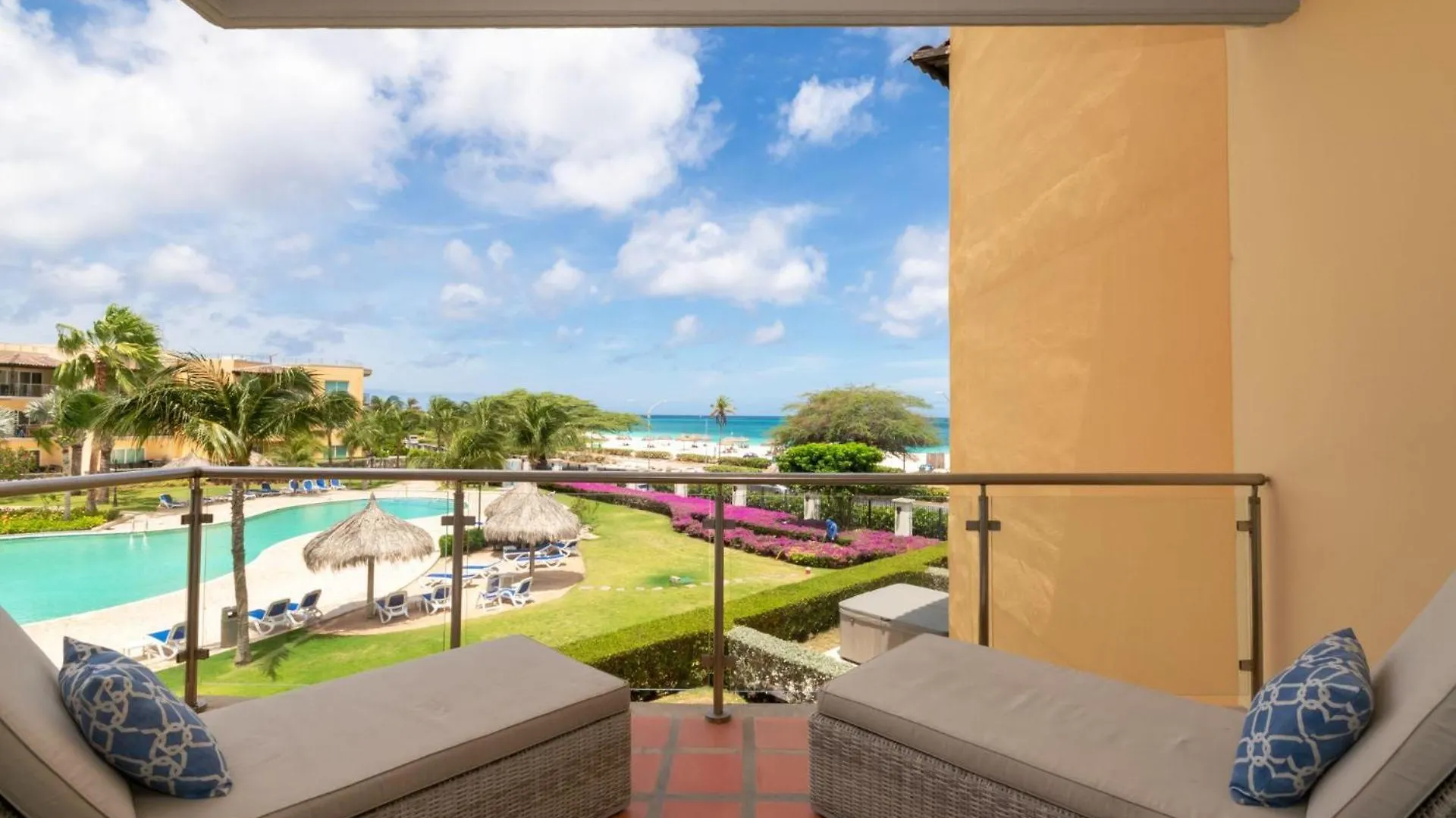 Beachfront - Royal Aquamarine 3Br Condo - Bc252 パームビーチ アルバ