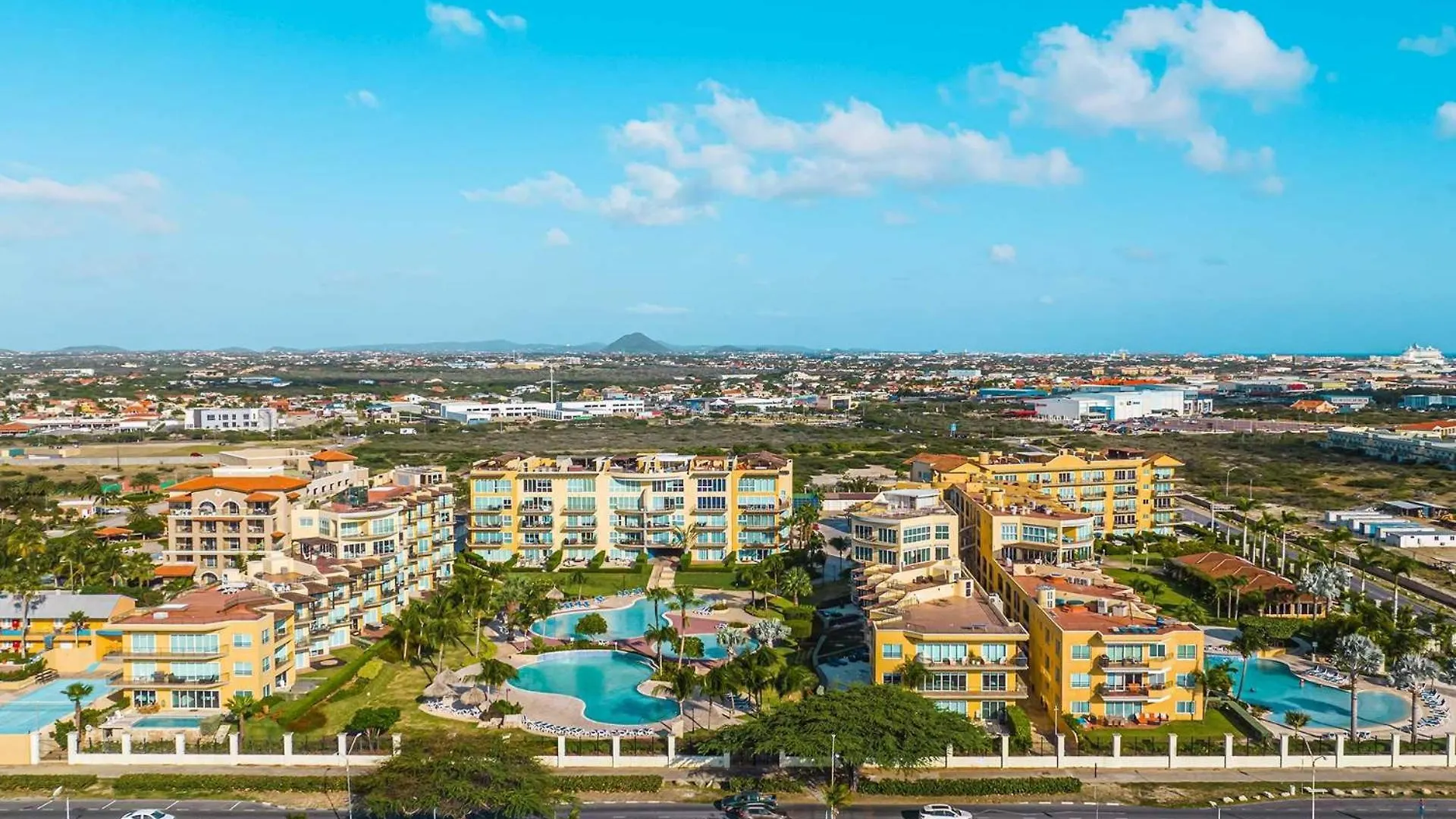 別荘 Beachfront - Royal Aquamarine 3Br Condo - Bc252 パームビーチ アルバ