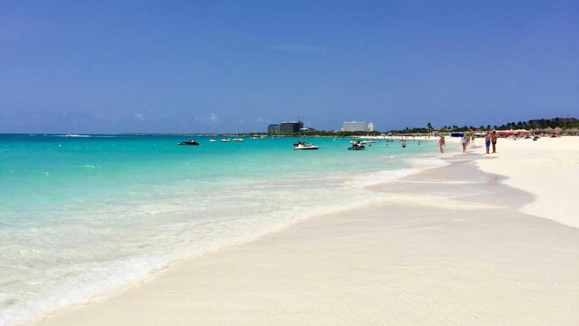 別荘 Beachfront - Royal Aquamarine 3Br Condo - Bc252 パームビーチ アルバ